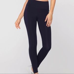 Lorna Jane Navy Amy Tight